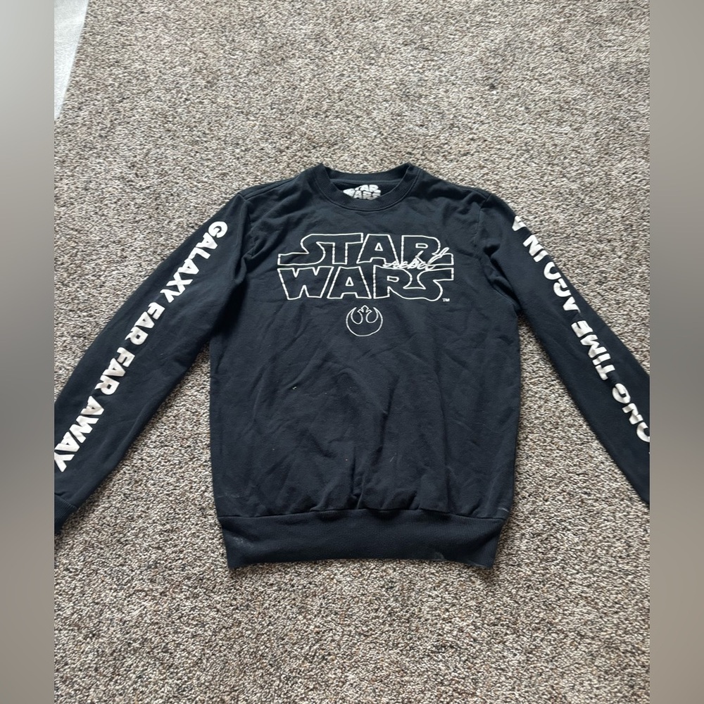 Star Wars Black Sweater size small preowned unisex